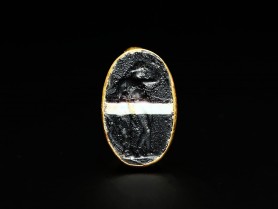 Roman Gold Ring with Glass Intaglio